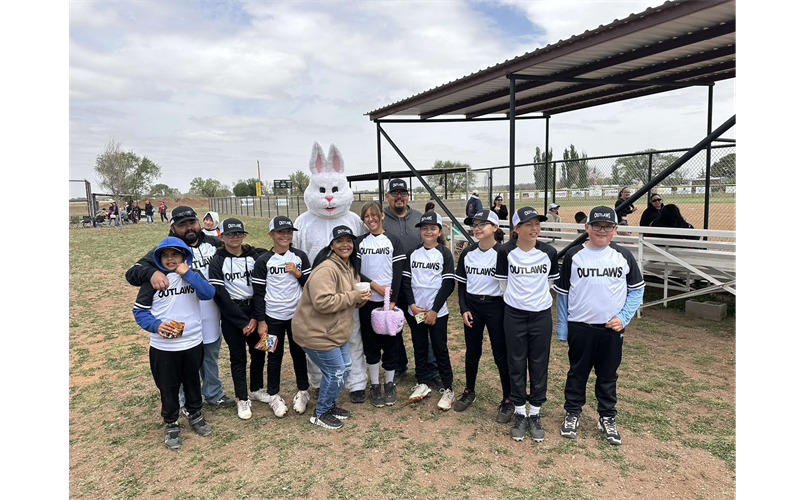 EASTER BUNNY WITH THE OUTLAWS